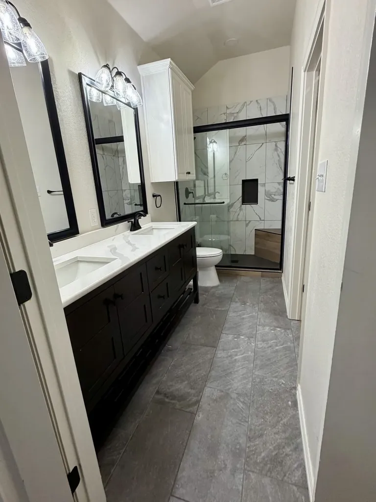 1001 Roberts Bend Granbury TX 76048