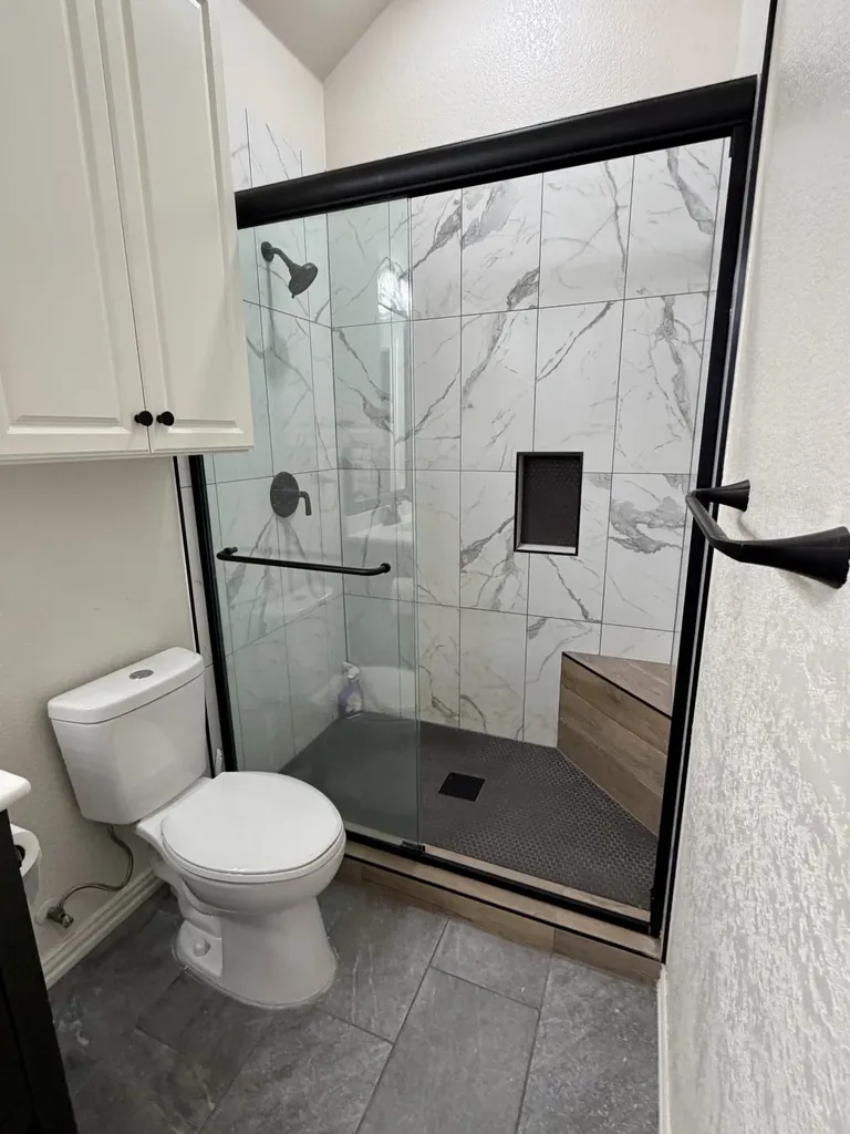 1001 Roberts Bend Granbury TX 76048