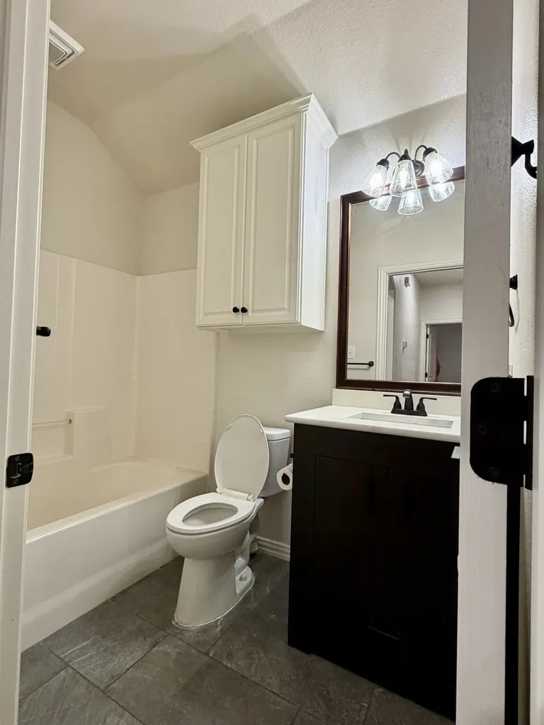 1001 Roberts Bend Granbury TX 76048