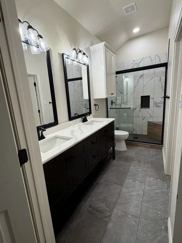 1001 Roberts Bend Granbury TX 76048
