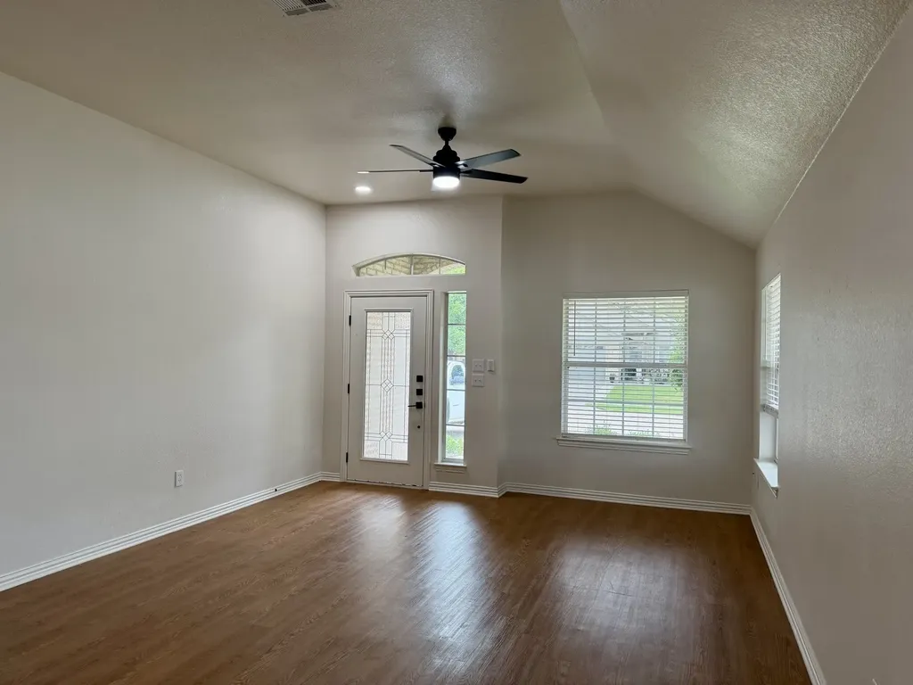 1001 Roberts Bend Granbury TX 76048