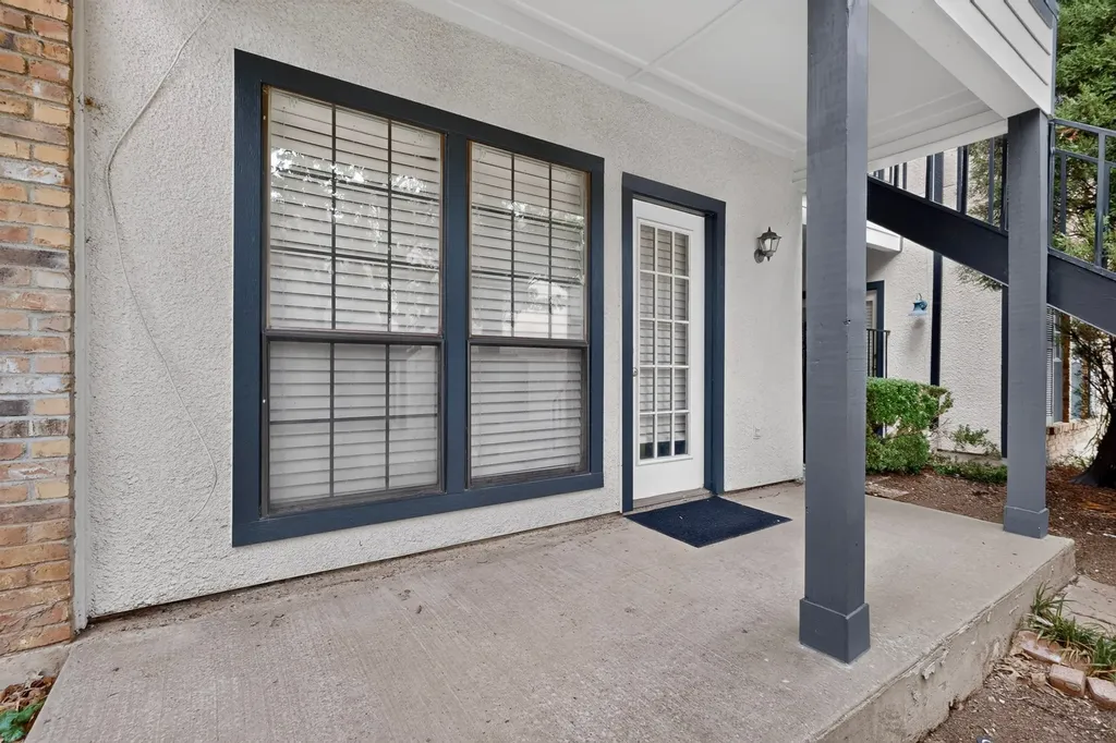 2835 Keller Springs Road Carrollton TX 75006