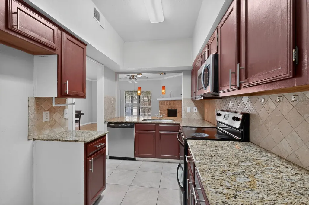2835 Keller Springs Road Carrollton TX 75006