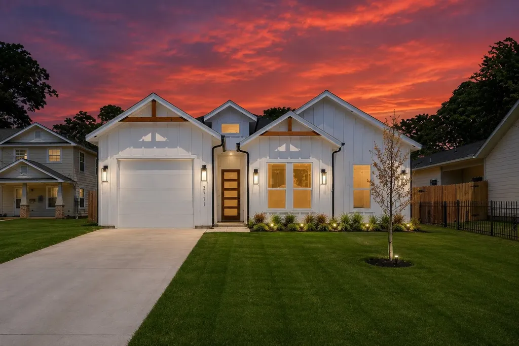 3711 Metropolitan Avenue Dallas TX 75210