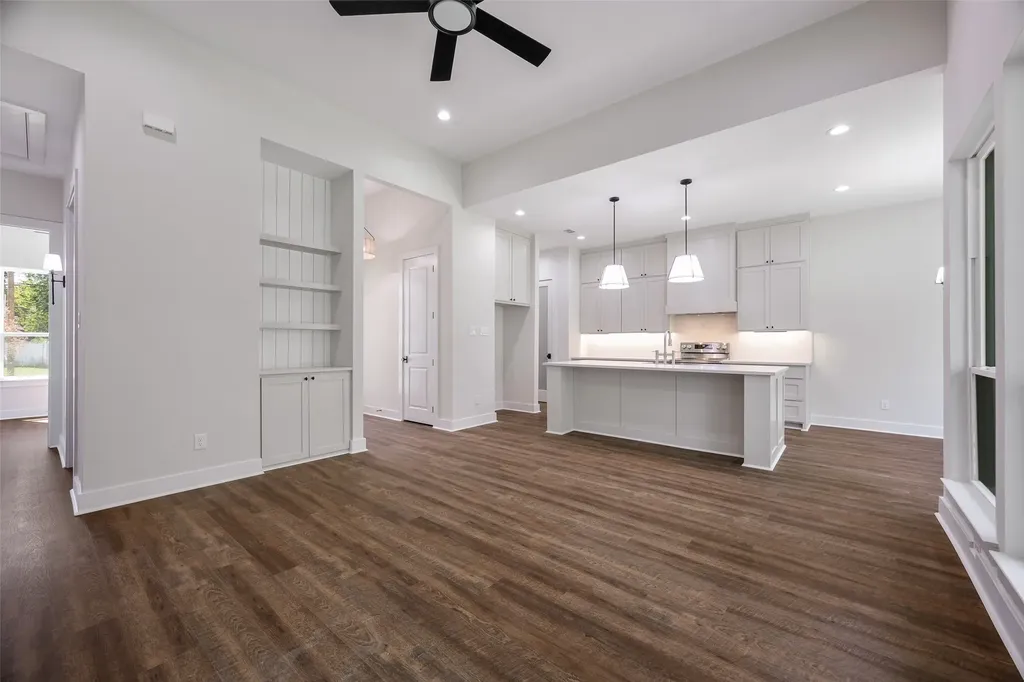 3711 Metropolitan Avenue Dallas TX 75210