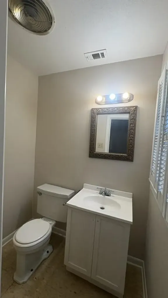 105 SW Taylor Street Burleson TX 76028