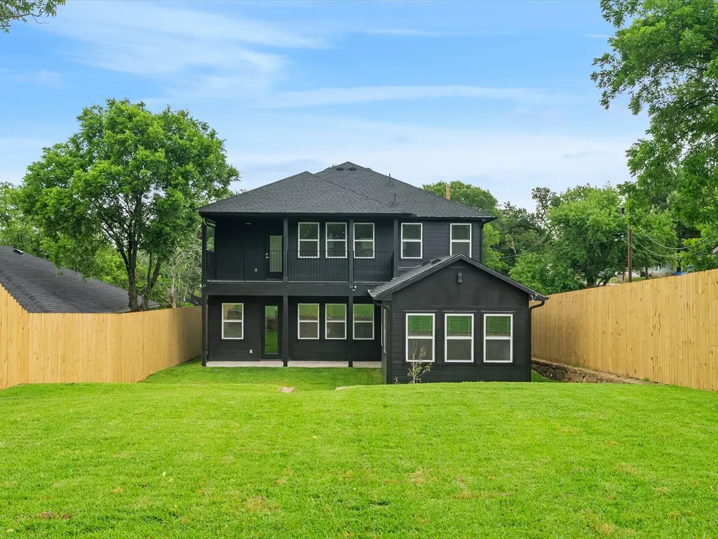 2311 Fatima Avenue Dallas TX 75241
