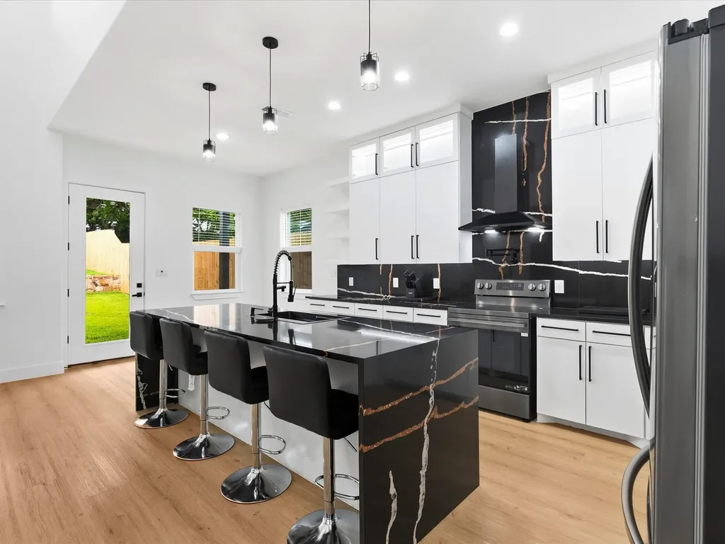 2311 Fatima Avenue Dallas TX 75241
