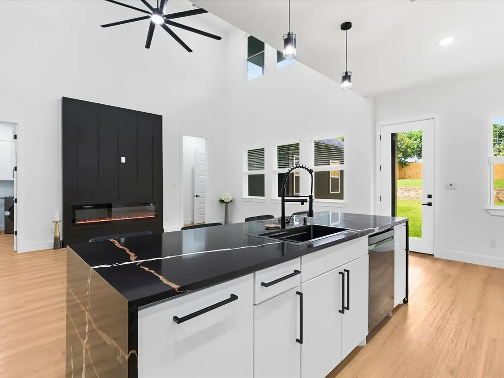 2311 Fatima Avenue Dallas TX 75241