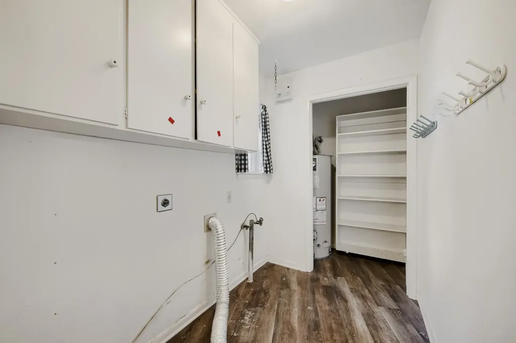 3912 Plantation Drive Benbrook TX 76116