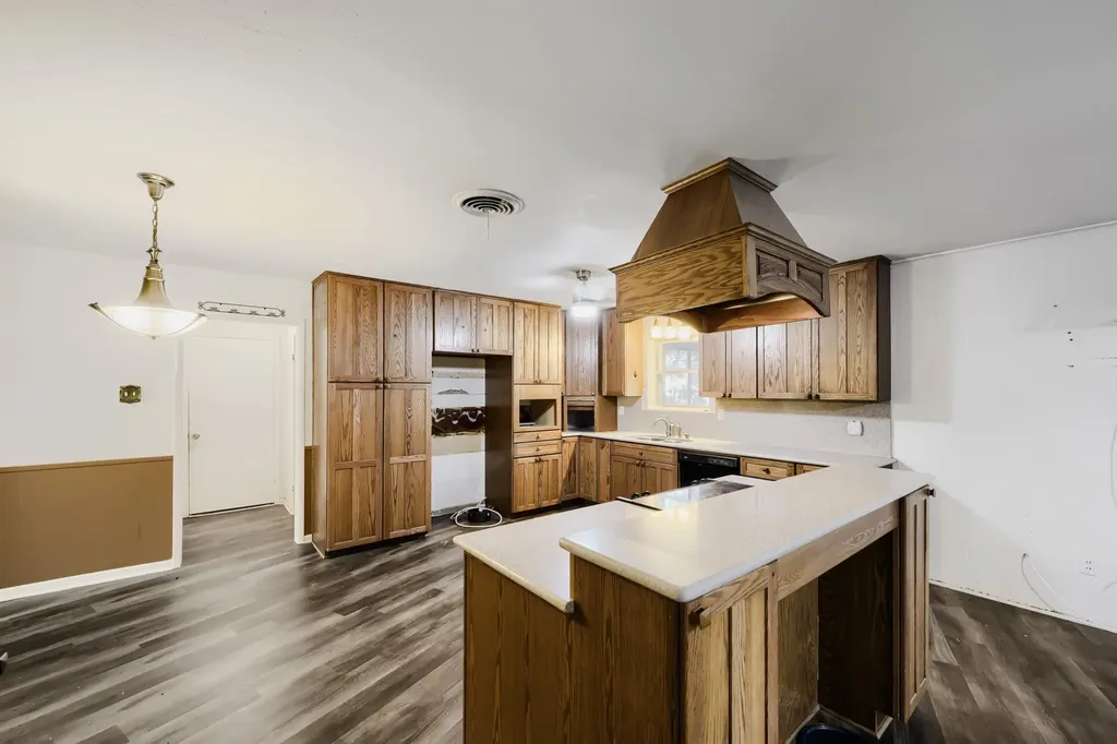 3912 Plantation Drive Benbrook TX 76116