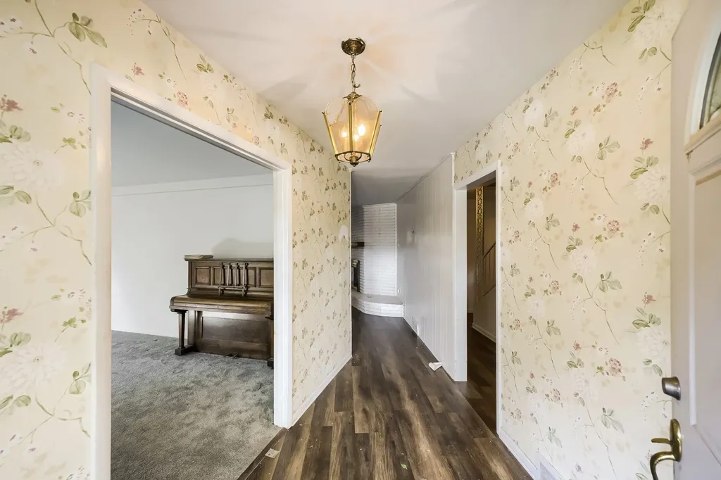 3912 Plantation Drive Benbrook TX 76116