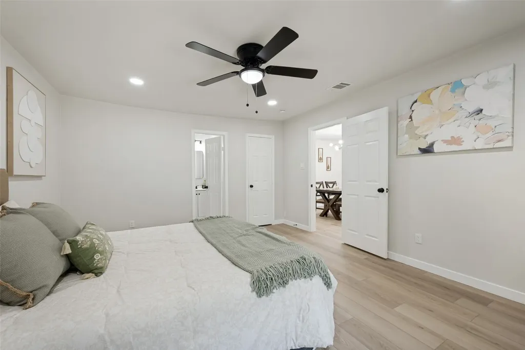 112 Oriole Drive Arlington TX 76010