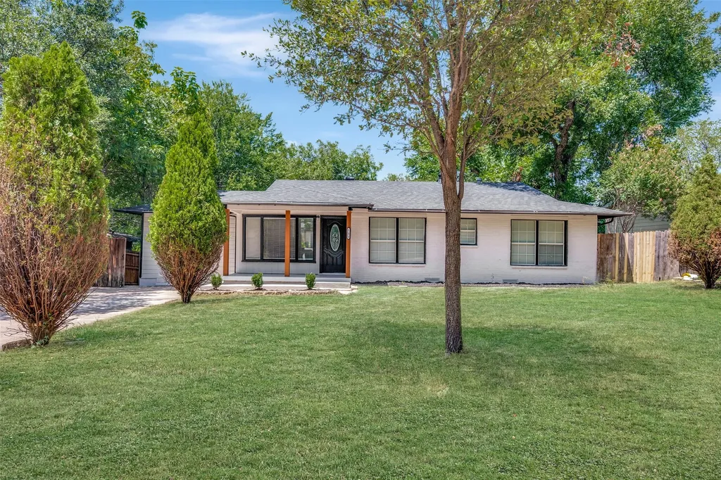 112 Oriole Drive Arlington TX 76010