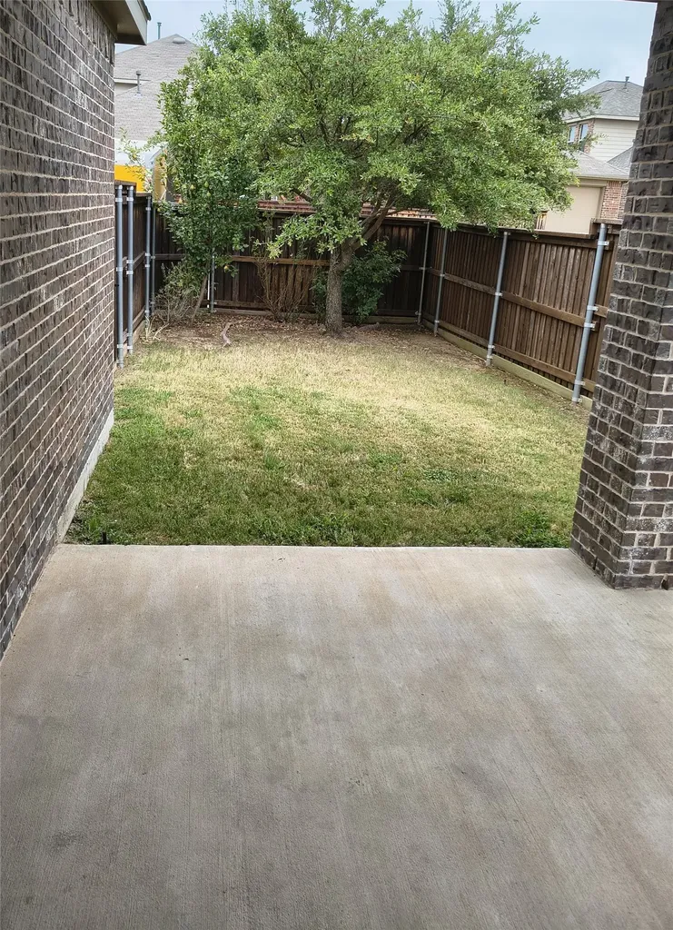 1405 Acmite Avenue Cross Roads TX 76227