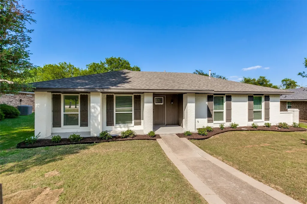 4918 Cliffwood Drive Garland TX 75043