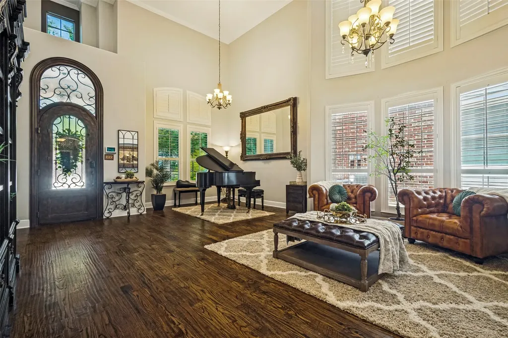 8704 Wyatt Circle Argyle TX 76226