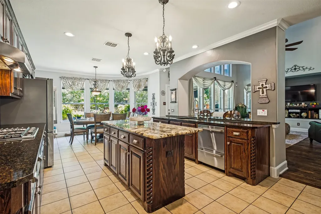 8704 Wyatt Circle Argyle TX 76226