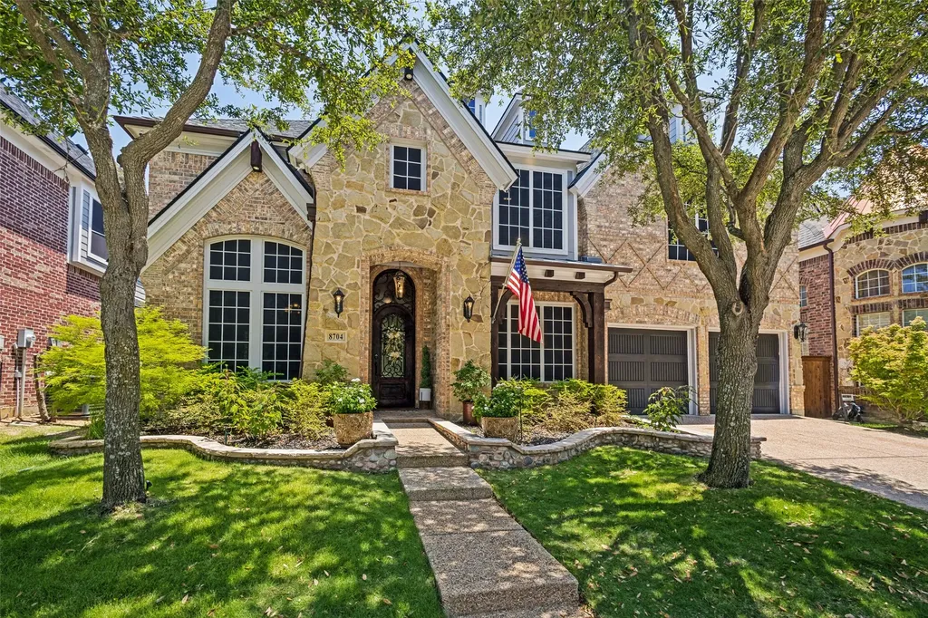 8704 Wyatt Circle Argyle TX 76226