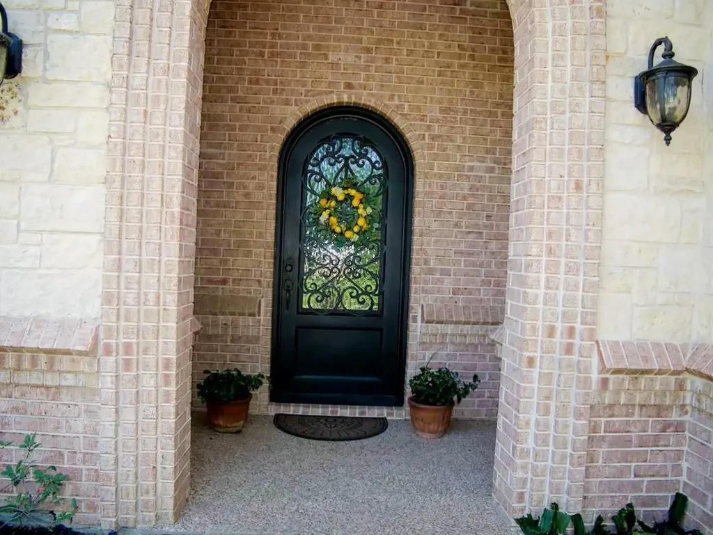 2310 Castle Creek Drive Mansfield TX 76063