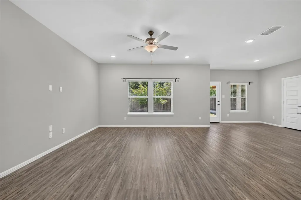 3348 Duncan Way Corinth TX 76210