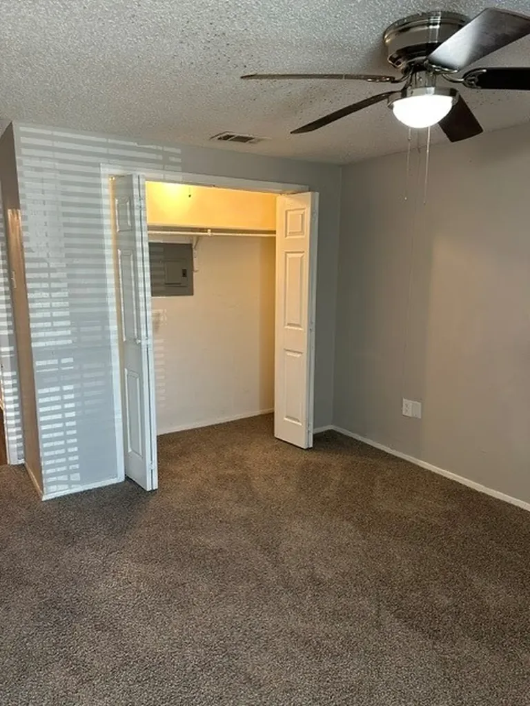 9696 Walnut Street Dallas TX 75243