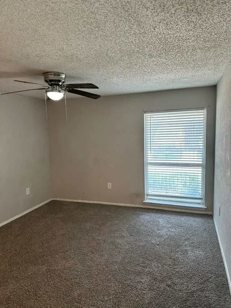 9696 Walnut Street Dallas TX 75243