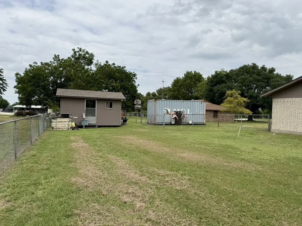 229 Hcr 4263 Hillsboro TX 76645