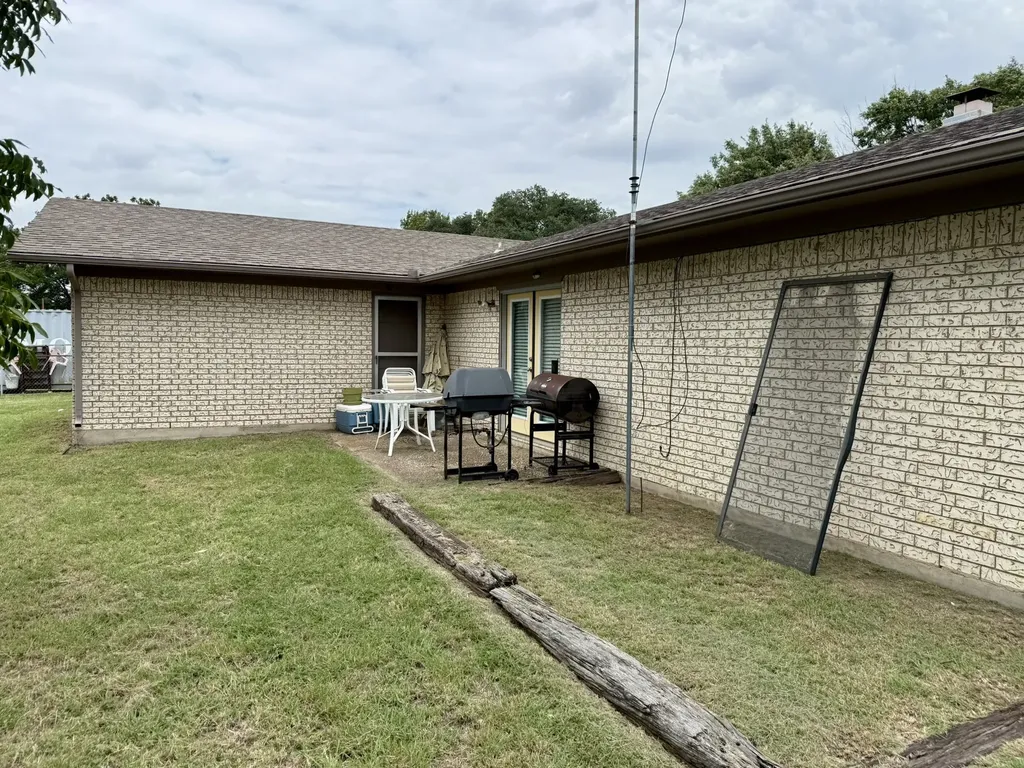 229 Hcr 4263 Hillsboro TX 76645