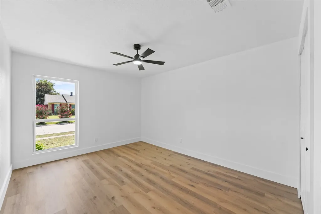 11645 Kilkirk Lane Dallas TX 75228