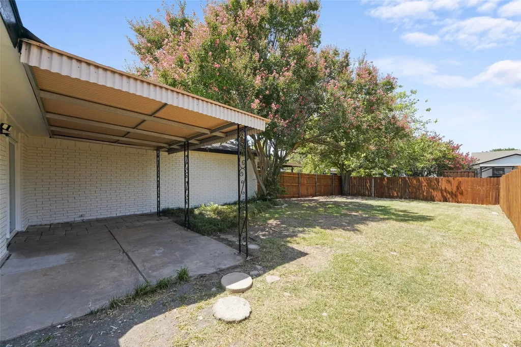 11645 Kilkirk Lane Dallas TX 75228