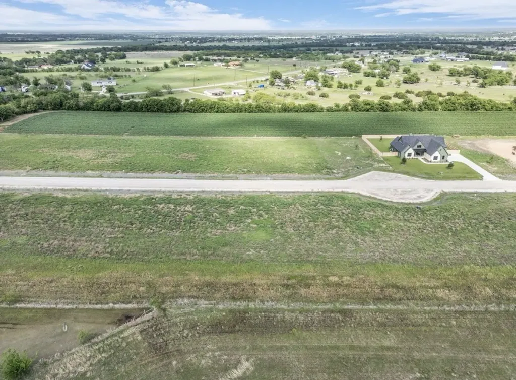 128 Lacek Mill Road China Spring TX 76633