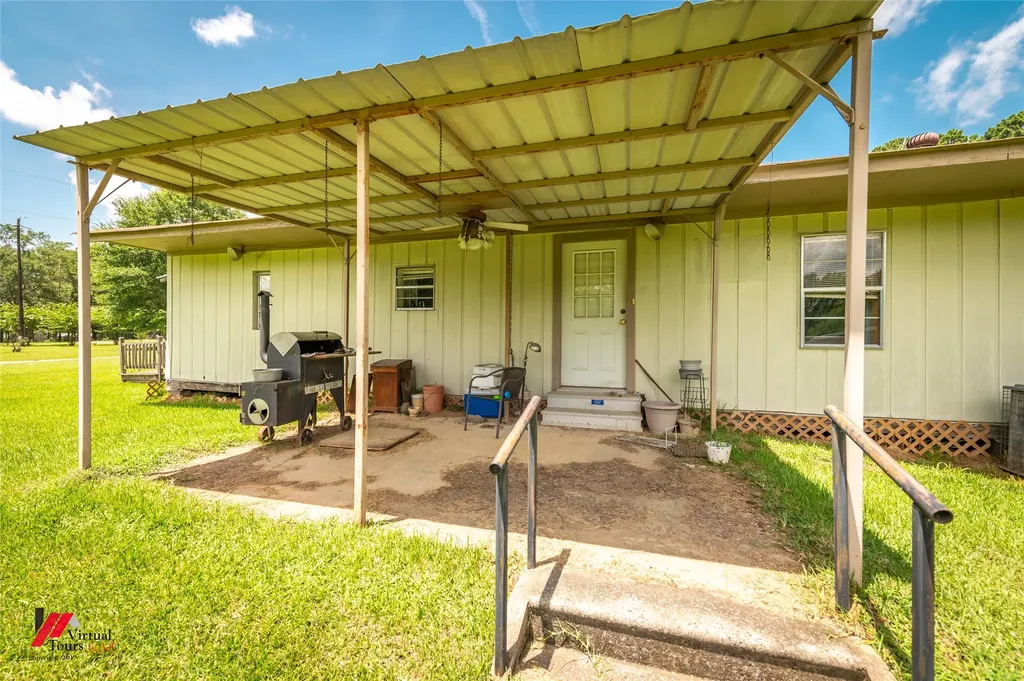 153 Woolworth Road Stonewall LA 71078