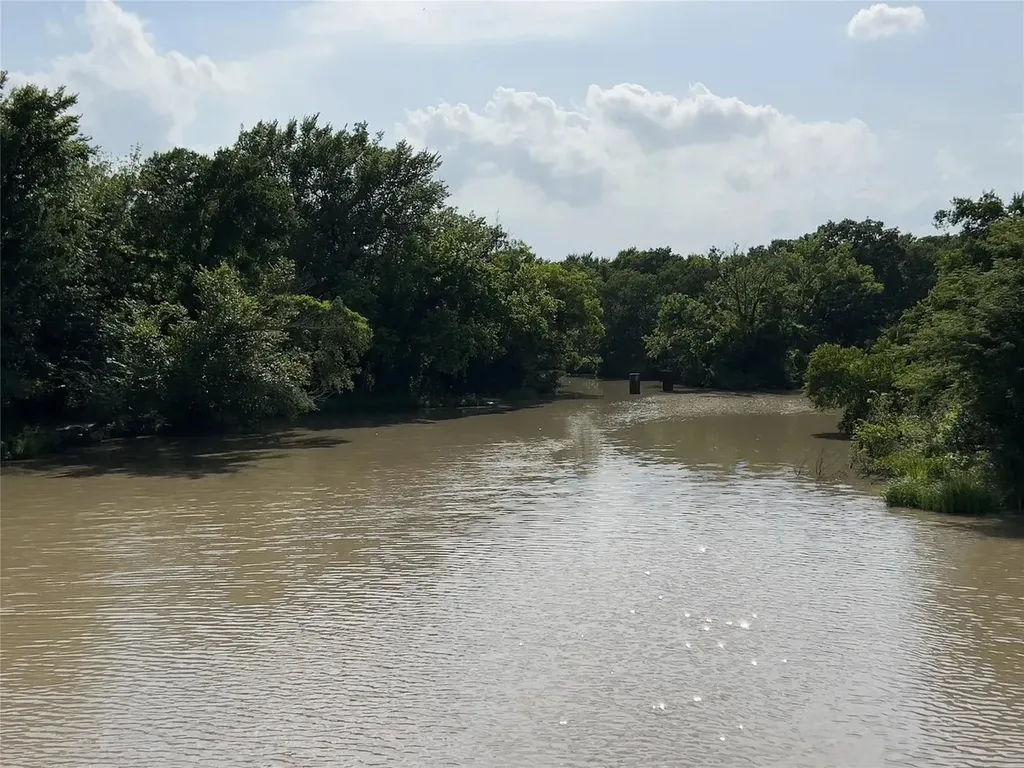 24901 S Fm 148 Kemp TX 75143