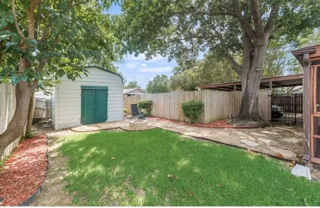 1022 Melissa Lane Garland TX 75040