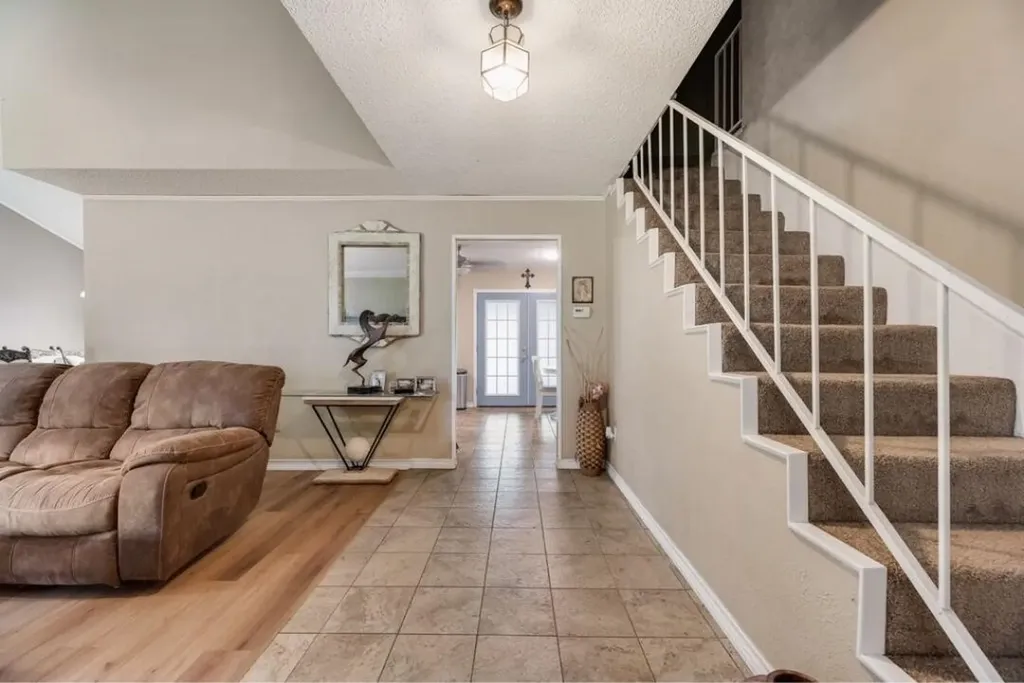 1022 Melissa Lane Garland TX 75040