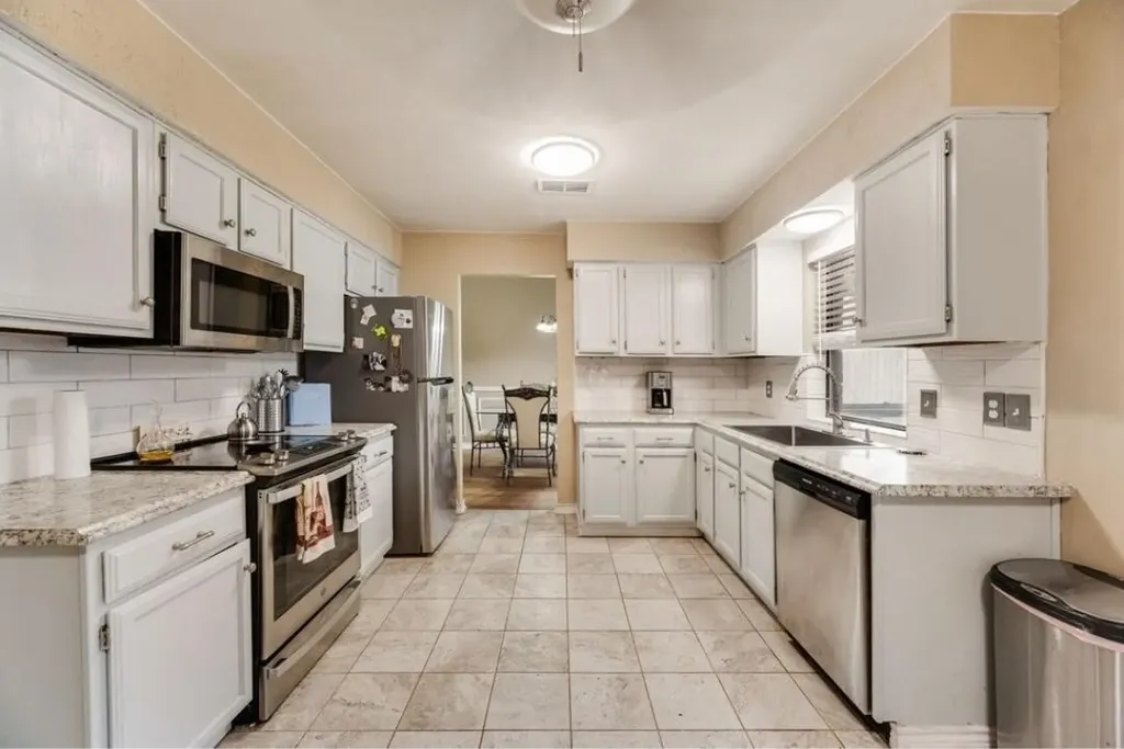 1022 Melissa Lane Garland TX 75040