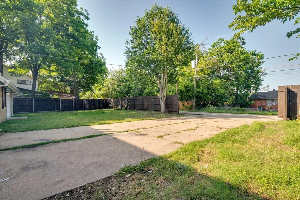 4401 Ivy Drive Mesquite TX 75150