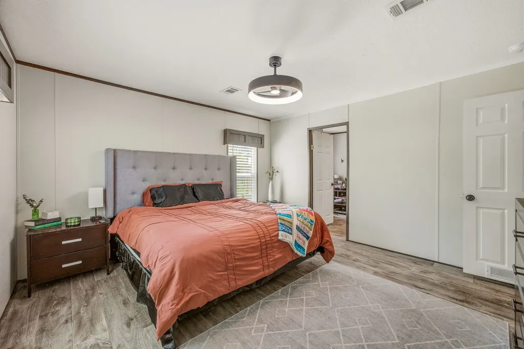936 Apache Drive De Leon TX 76444