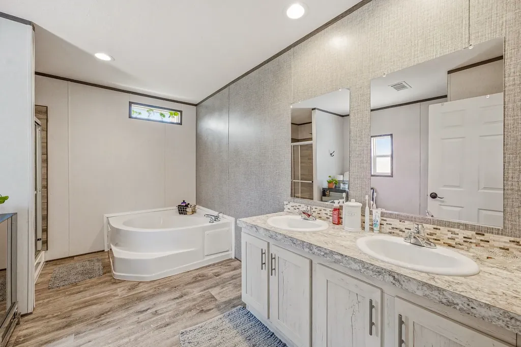 936 Apache Drive De Leon TX 76444