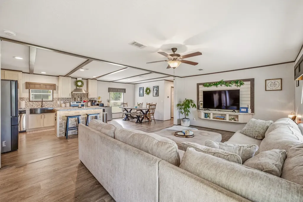 936 Apache Drive De Leon TX 76444