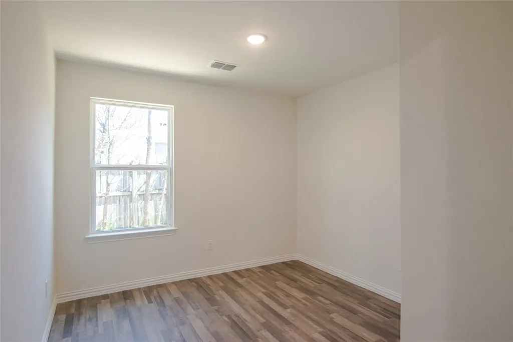 217 E 12th Street Bonham TX 75418