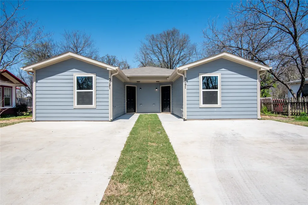 217 E 12th Street Bonham TX 75418