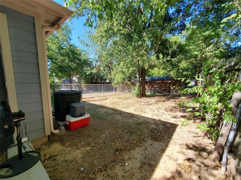 217 E 12th Street Bonham TX 75418