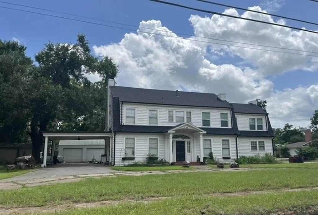 602 E 9th Street Bonham TX 75418