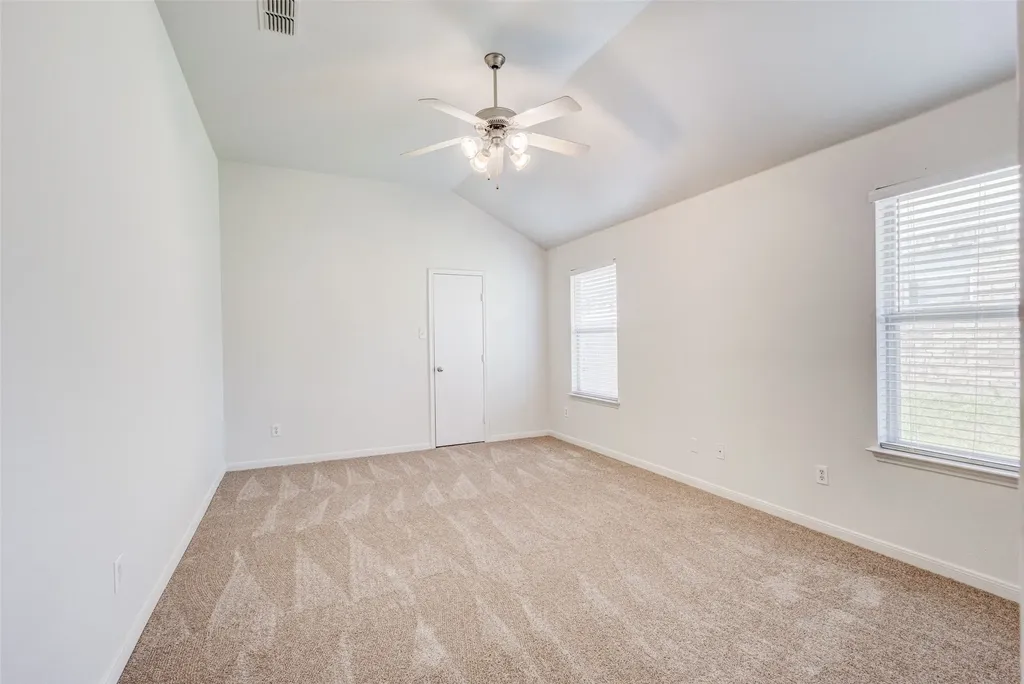 316 Heritage Drive Crowley TX 76036