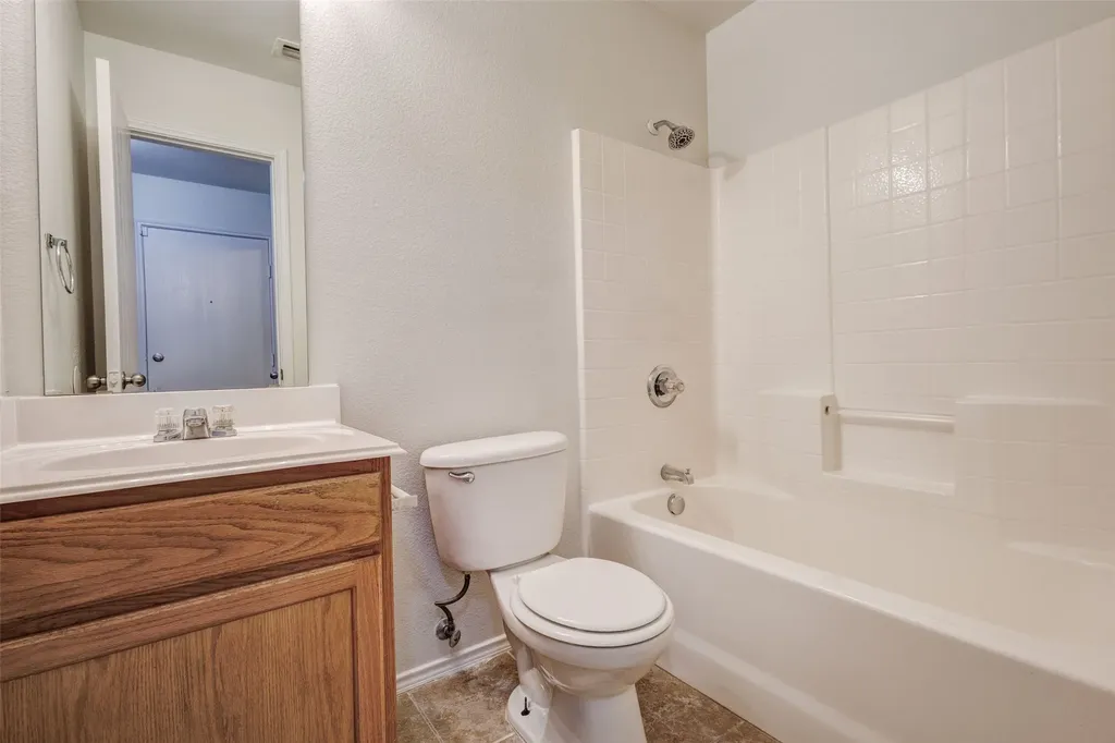 316 Heritage Drive Crowley TX 76036