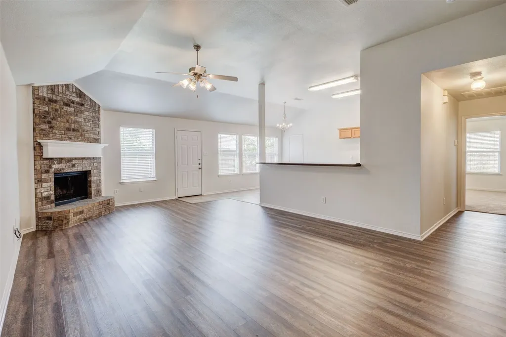 316 Heritage Drive Crowley TX 76036