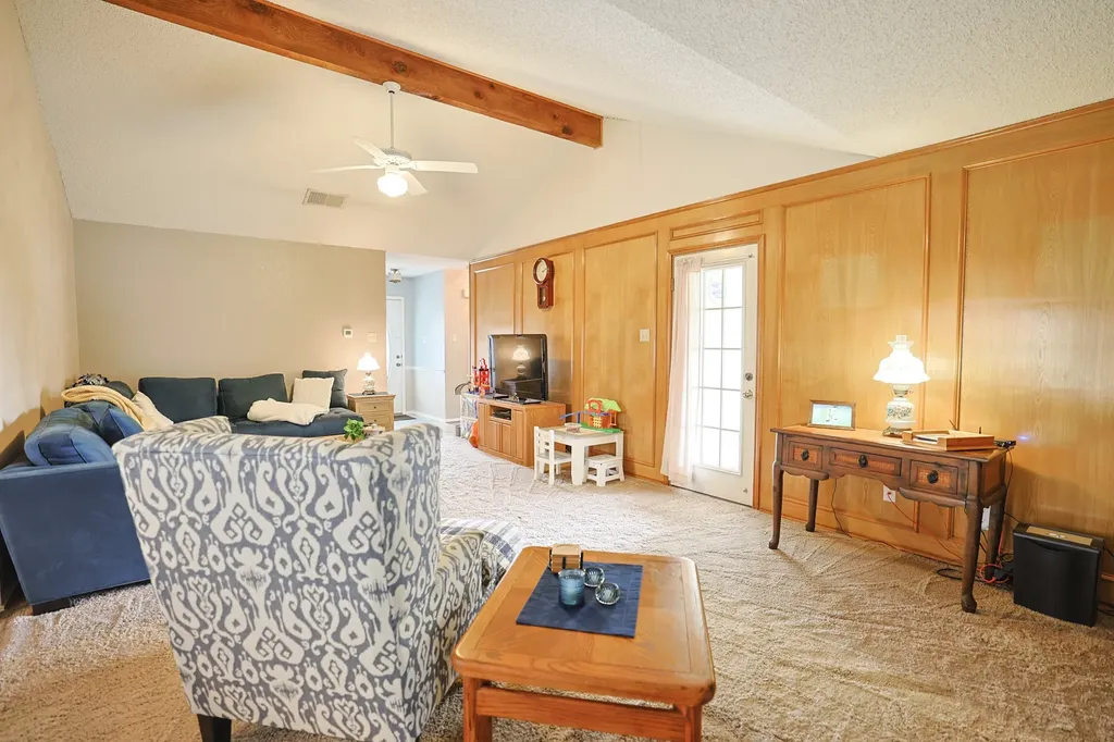 651 Gregory Street Weatherford TX 76087
