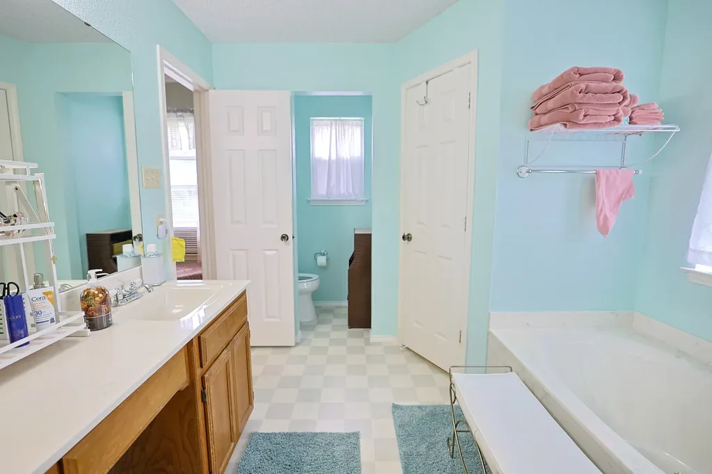 651 Gregory Street Weatherford TX 76087